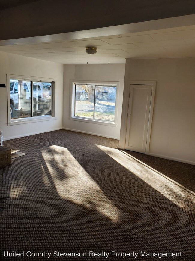 Foto del edificio - 2 br, 1 bath House - 303 Washington Street