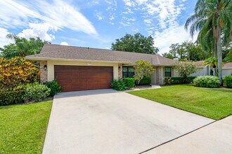 Building Photo - 1532 Primrose Ln