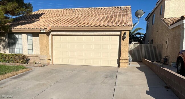 Building Photo - 740 Panhandle Dr