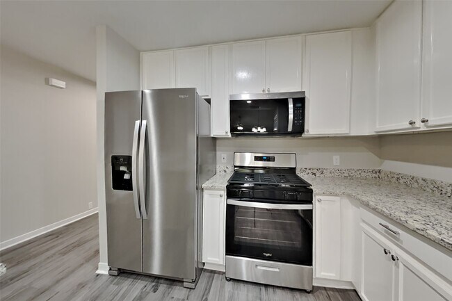 Foto del edificio - 10406 E Summit Canyon Dr