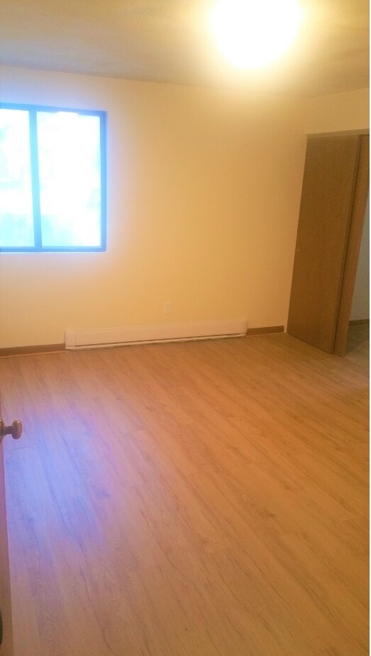 Building Photo - 571 Washington St