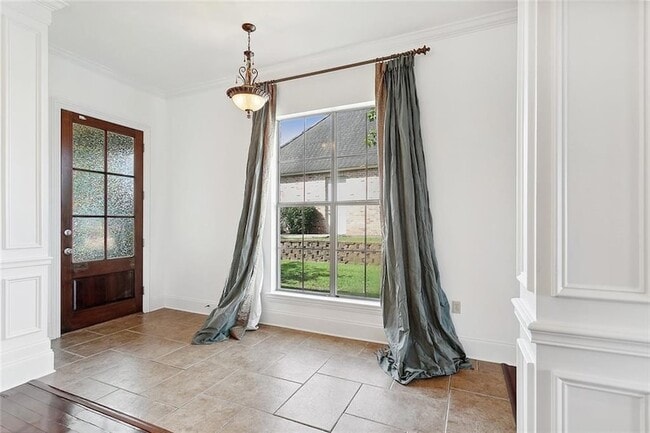 Building Photo - 109 Grand Champions Ln