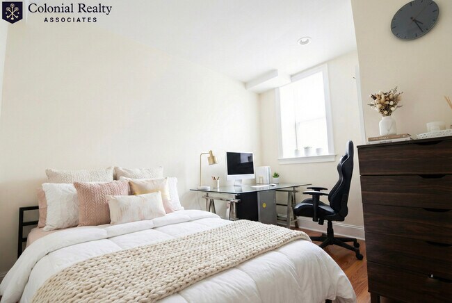 Foto del edificio - 1203 Beacon St