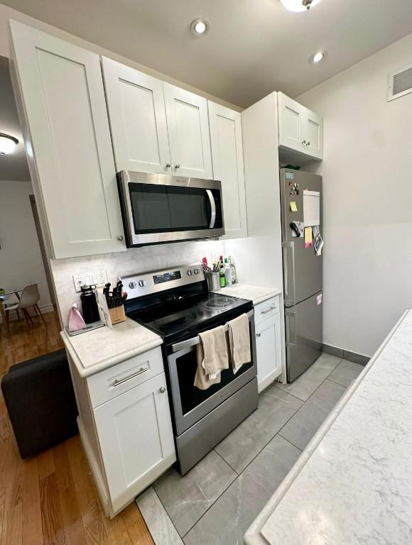 Building Photo - 3 bedroom in New York NY 10128