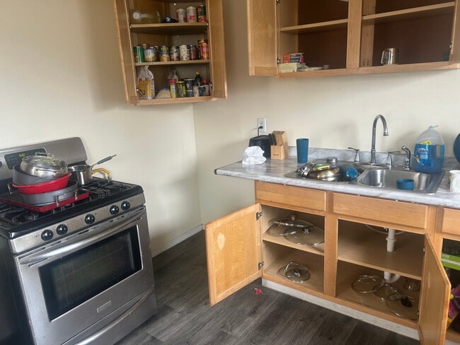 Building Photo - 3586 20th Pl