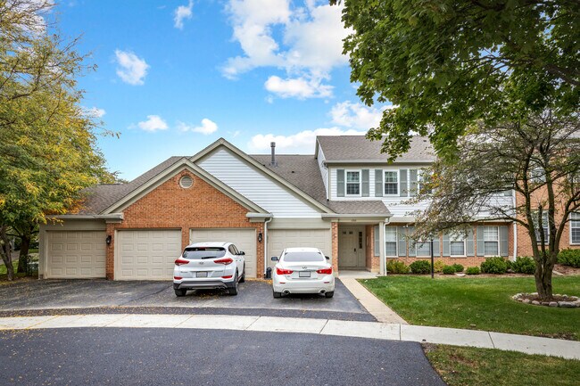 Foto del edificio - 1300 Woodside Ct