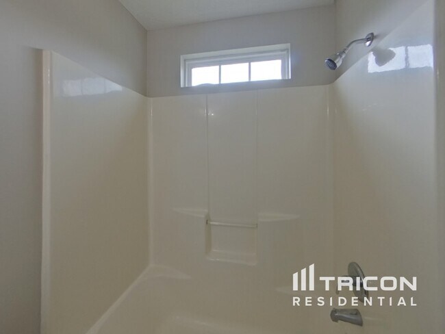 Foto del edificio - 5544 Frontier Ct