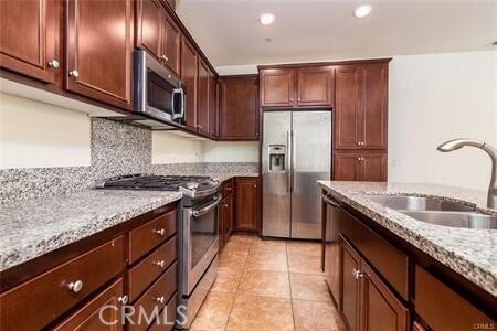 Foto del edificio - 40347 Calle Real