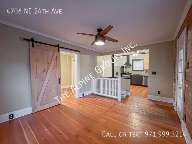 Foto del edificio - Remodeled Bungalow just blocks away from N...