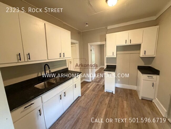 Building Photo - 2323 S Rock St