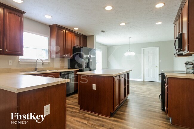 Building Photo - 8124 Grassy Meadow Ln