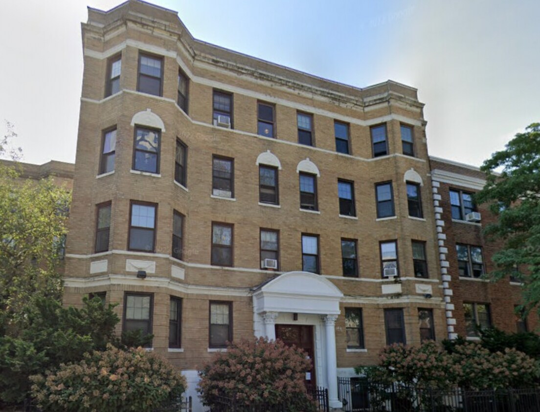 Foto del edificio - 70 Queensberry St