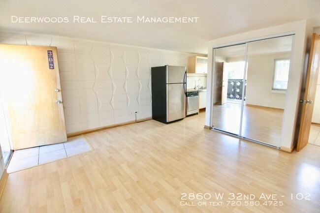 Building Photo - 2860 W 32nd Ave