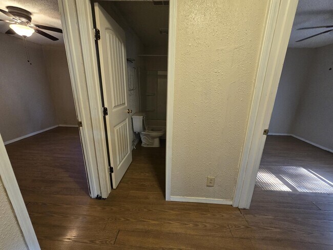 Building Photo - 548 S Edwards St