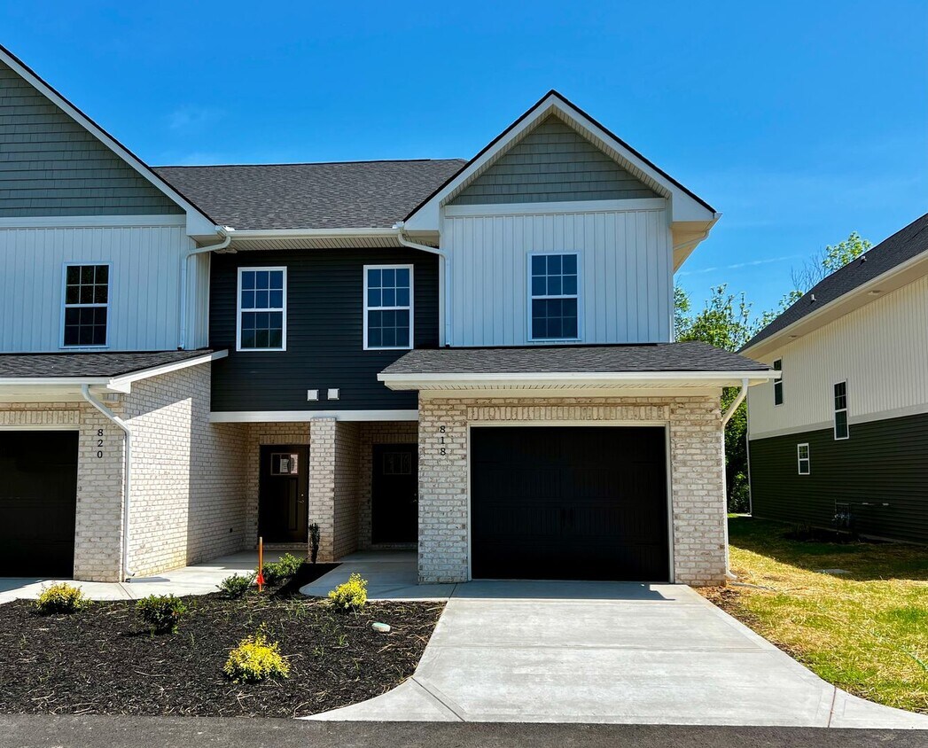 Foto principal - 818 McCammon Ave