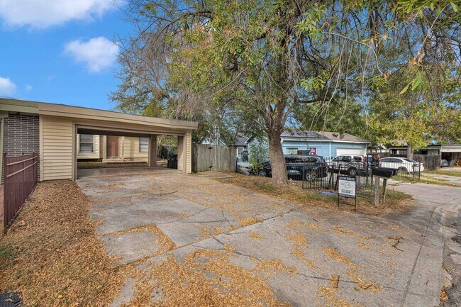 Foto del edificio - Charming home in prime location