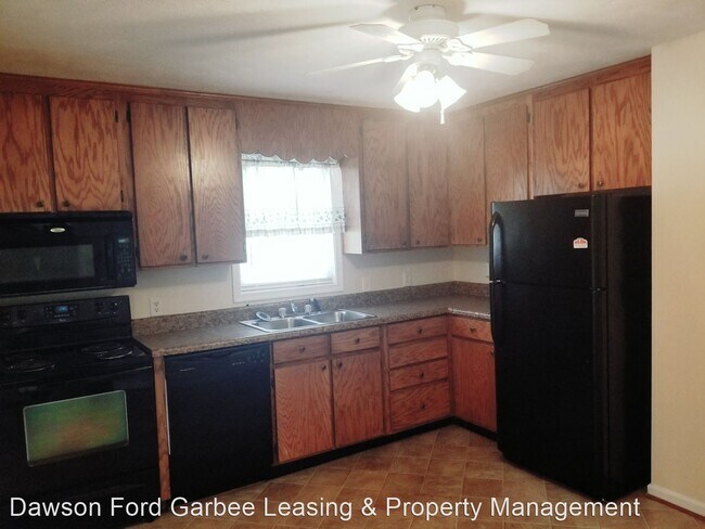 Building Photo - 5 br, 2 bath House - 209 Meriwether Road
