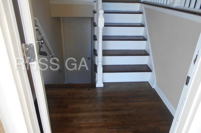 Building Photo - 278 Longleaf Dr SE