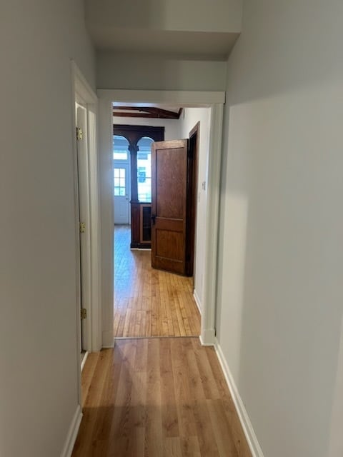 Building Photo - 1424 N Maplewood Ave