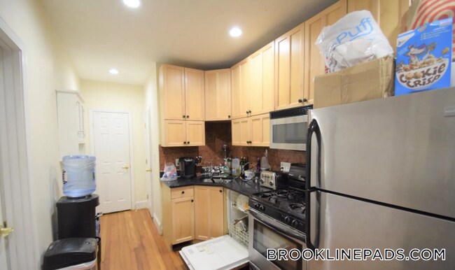 Foto del edificio - 73 Thatcher St