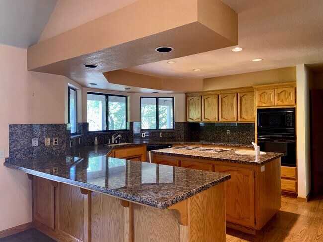 Building Photo - 4 br, 3 bath House - 4531 Rigel Court