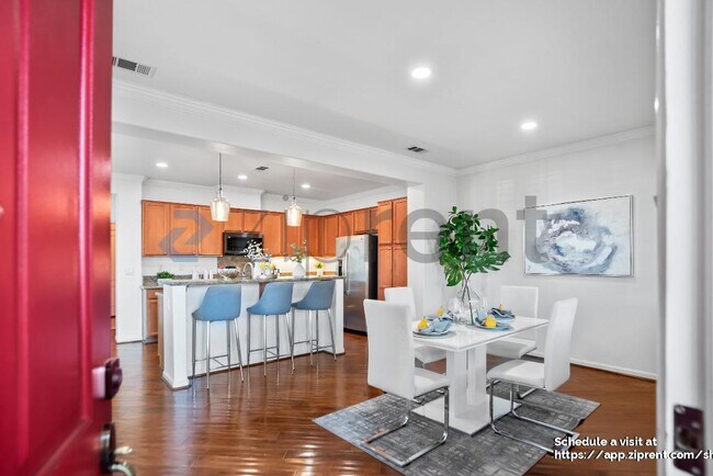 Foto del edificio - 28530 Gulfport Cir