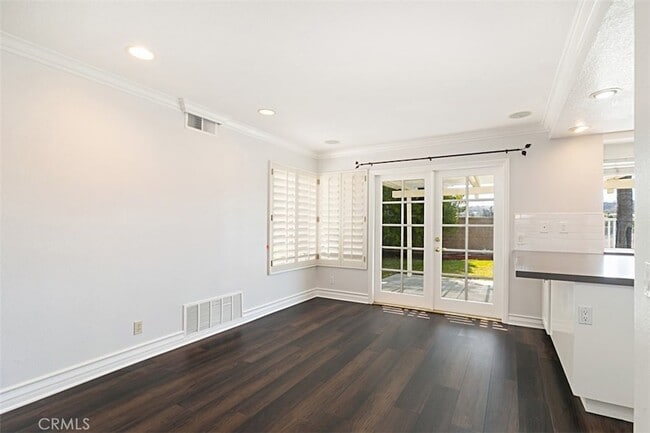 Foto del edificio - 24332 Kings View