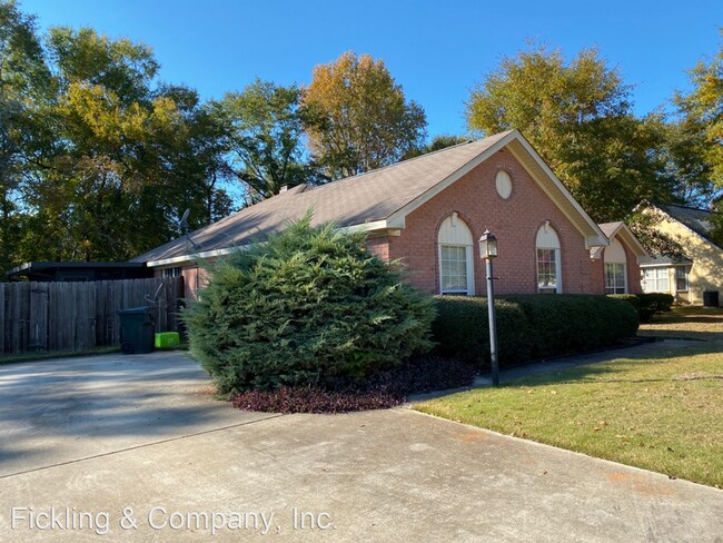 Foto del edificio - 3 br, 2 bath House - 304 Doublegate Dr