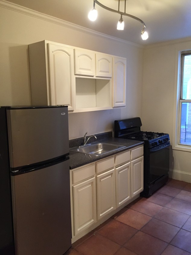 Primary Photo - 4132 49th St
