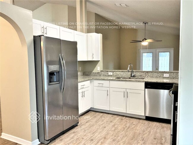 Building Photo - 6711 Fawn Ridge Dr