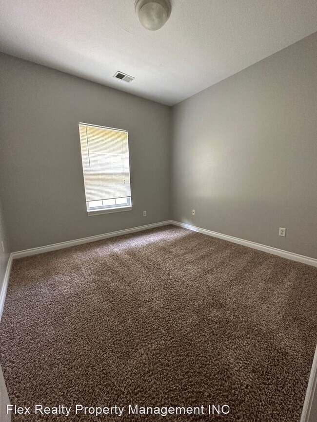 Building Photo - 3 br, 2 bath House - 6445 TRIPLE CROWN LANE