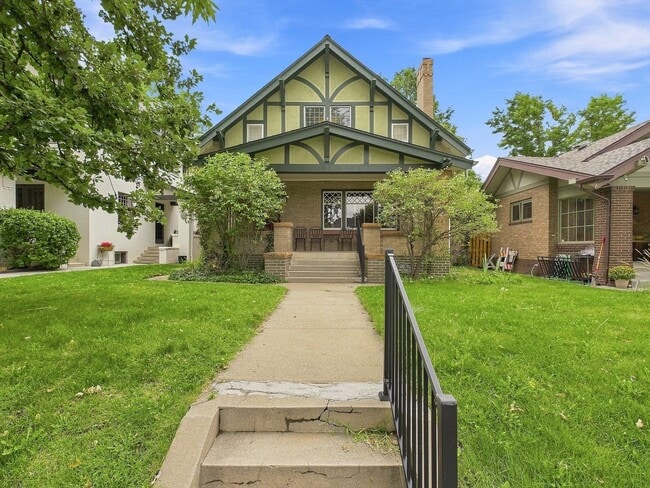 Building Photo - 640 Columbine St