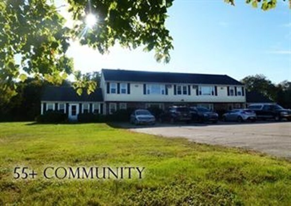 Primary Photo - 2 Blueberry Dr