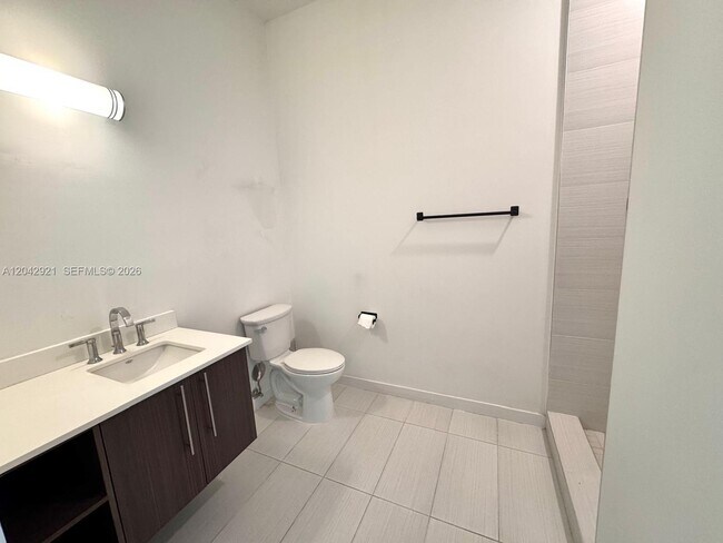 Photo - Northwest 107th Avenue, Doral, FL 33178 - 2 BR 2 BA condo