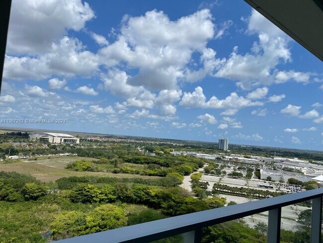 Foto del edificio - 2000 Metropica Wy