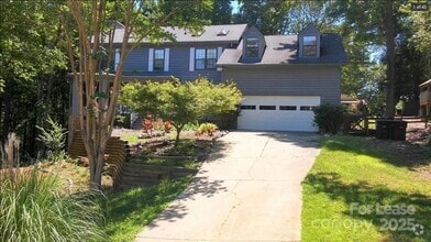 Building Photo - 4167 Greenview Ct
