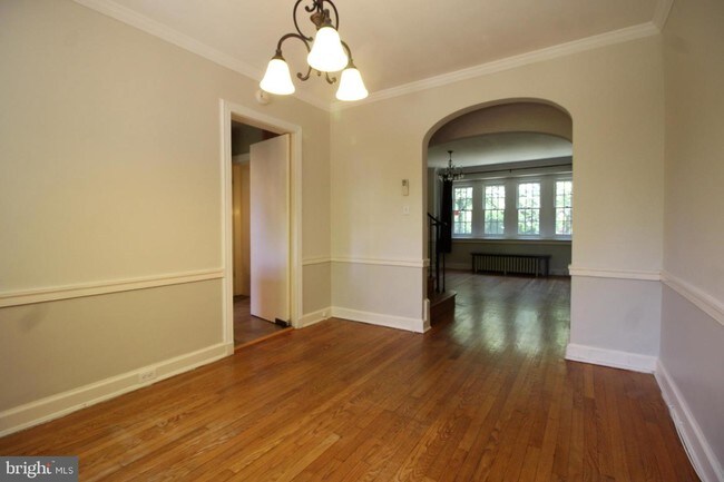 Building Photo - 4443 Greenwich Pkwy NW