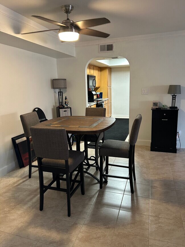 3825 E Camelback Rd Unit 247, Phoenix, AZ 85018 Condo for Rent in