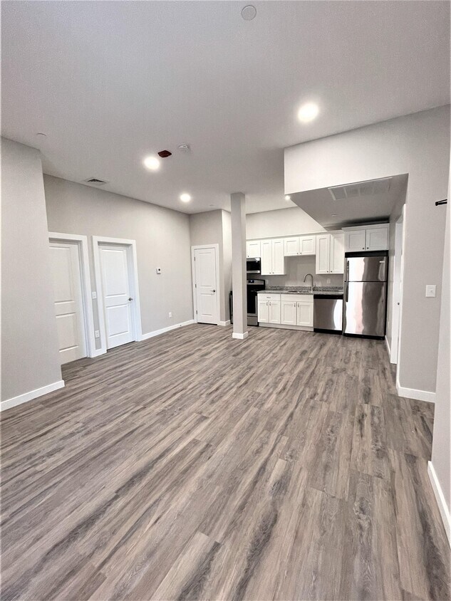 Foto principal - 62 Lowell St