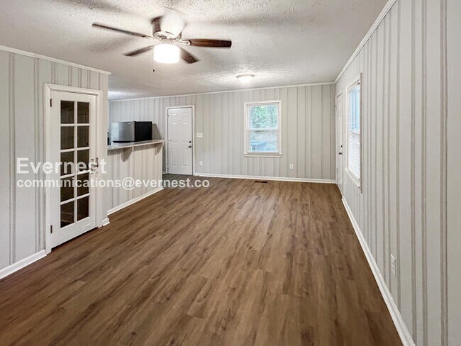 Foto del edificio - 1228 S Madison Ave