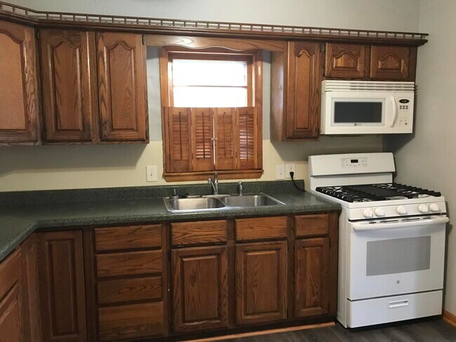 Building Photo - 126 MO-124