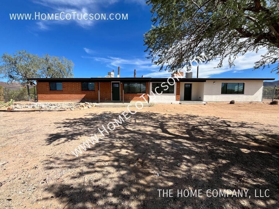 Foto principal - 6060 N Van Ark Rd