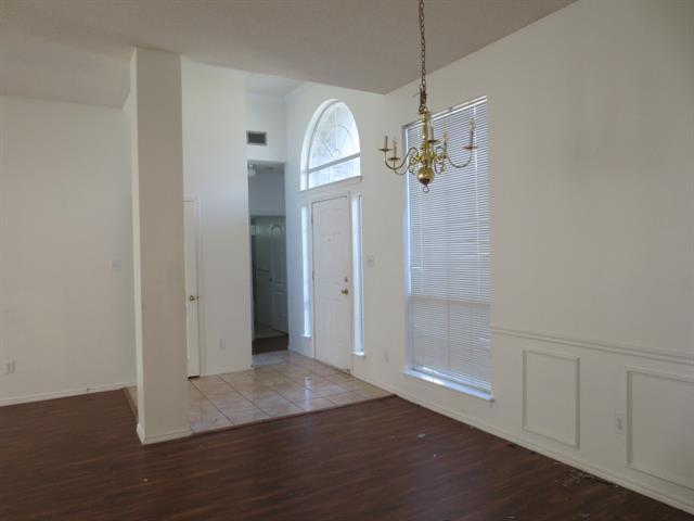 Building Photo - 804 Sansome Dr