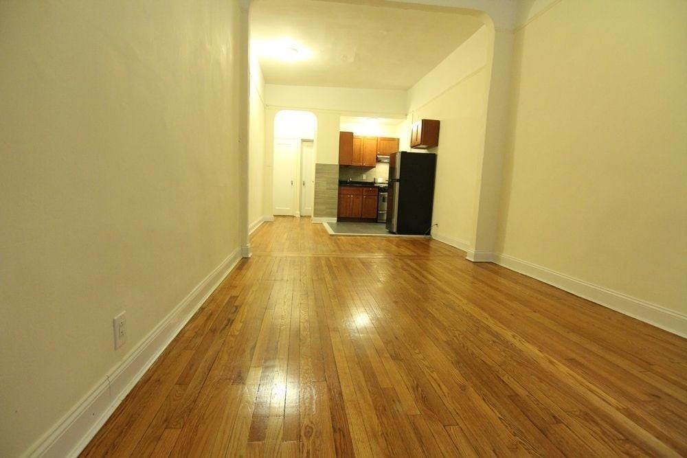 231 E 81st St, New York, NY 10028 Apartments at 231 E 81st St New