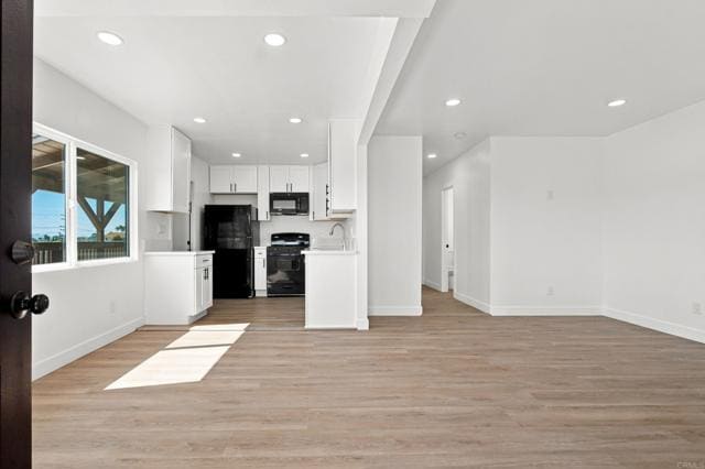 Building Photo - 2645 E 18th St