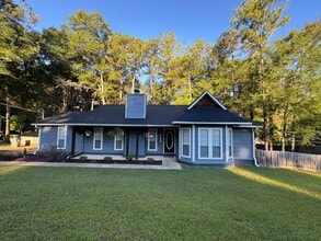 Building Photo - 123 Crestview Dr
