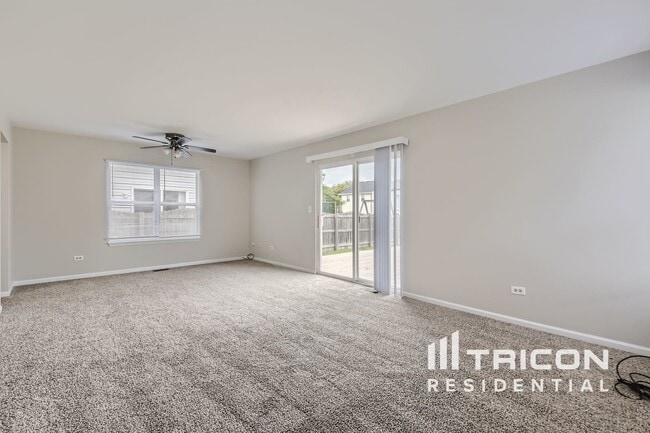 Building Photo - 4102 Brenton Dr