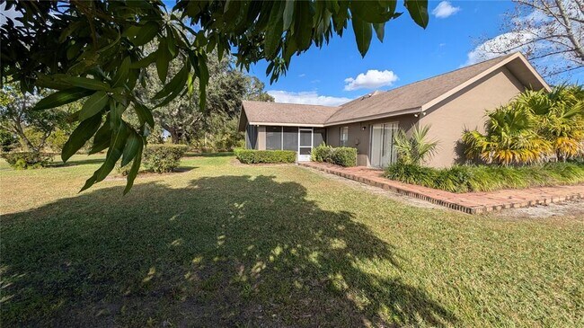 Building Photo - 408 Lexington Dr