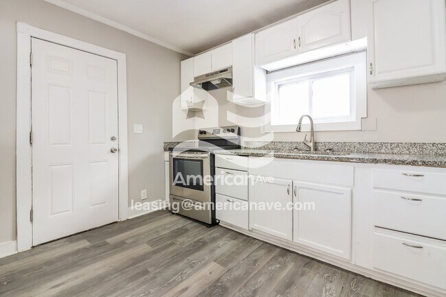 Foto del edificio - 3606 Bales Ave