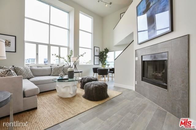Foto principal - 2 br, 1 bath Condo - 1511 16th St Apt 301